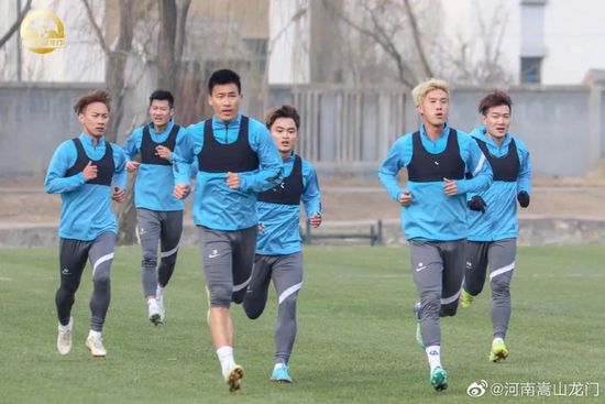 格林伍德曾因强奸、家暴等指控远离赛场长达18个月之久。